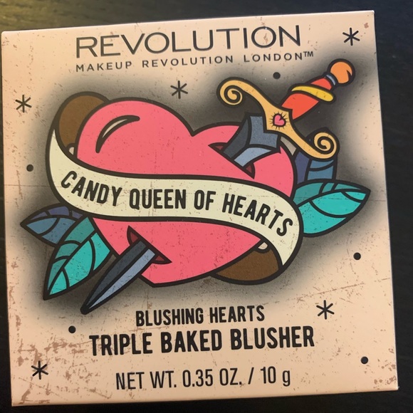 Revolution Blushing Hearts - Picture 2 of 4